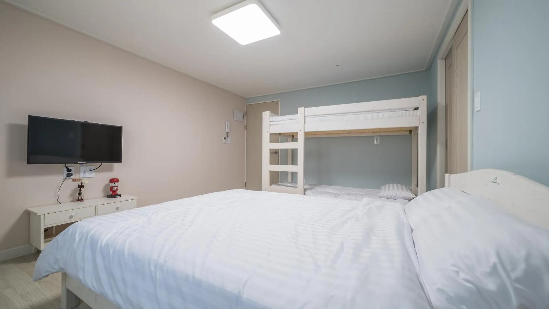 Wisma tamu Dreamtrip Guesthouse Incheon