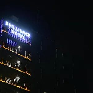 Brilliance 3*, 名古屋市 日本